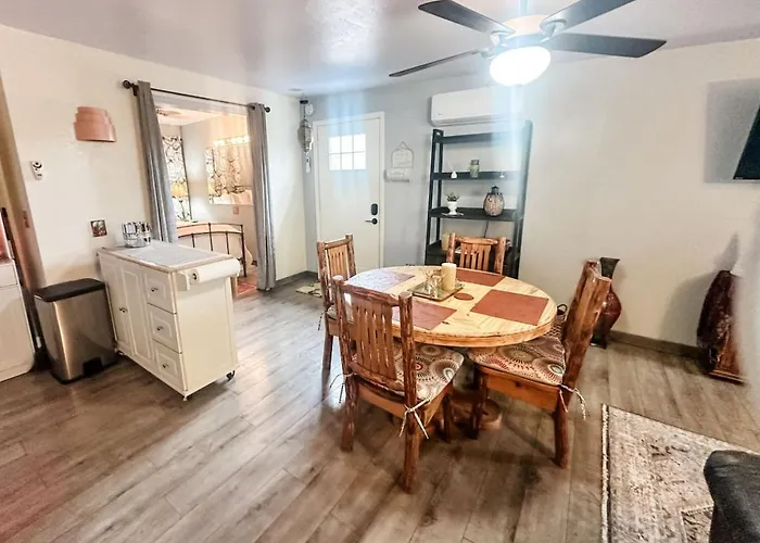 5 Mins To Nw Med Cntr, Studio/duplex, 1 Bd 1 Ba Holiday home
